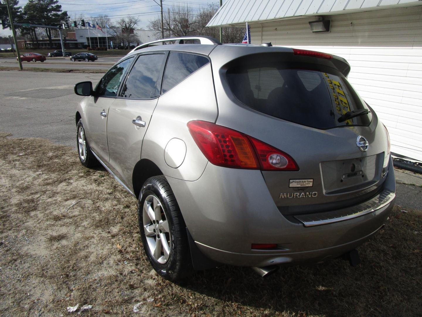 2010 Gray Nissan Murano LE AWD (JN8AZ1MWXAW) with an 3.5L V6 DOHC 24V engine, CVT transmission, located at 2553 Airline Blvd, Portsmouth, VA, 23701, (757) 488-8331, 36.813889, -76.357597 - ***VEHICLE TERMS*** Down Payment: $599 Weekly Payment: $90 APR: 23.9% Repayment Terms: 42 Months ***CALL ELIZABETH SMITH - DIRECTOR OF MARKETING @ 757-488-8331 TO SCHEDULE YOUR APPOINTMENT TODAY AND GET PRE-APPROVED RIGHT OVER THE PHONE*** - Photo#7